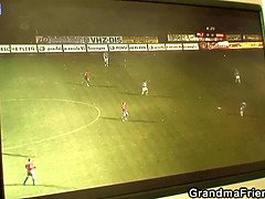 Cumizás, Cseh, Nagyi, Érett koros, Anyuci, Valóság, Visítozás, Hármas