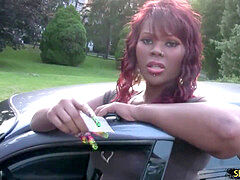 Veľký zadok, Auto, Vonku, Shemale