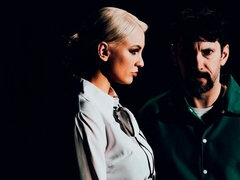 Μεγάλος κώλος, Μεγάλος πούτσος, Μεγάλα βυζιά, Ξανθιά, Πίπα, Σε στάση σκύλου στα τέσσερα, Δαντέλα, Ώριμη γυναίκα