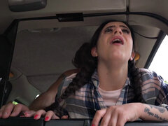 18, Stor rumpe, Dype svelg, Bakfra, Utendørs, Tattovering, Tenåring, Pupper