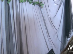 Ruskeahiuksinen, Rankka, Vanhempi