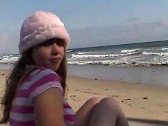 Amateur, Plage, Voiture, Doigter, Masturbation, De plein air, Solo, Adolescente