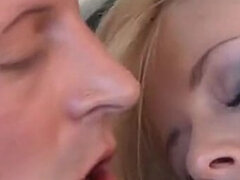 Verga grande, Tetas grandes, Mamada, Semen en la boca, Alemán, Lesbiana, Coño, Trio