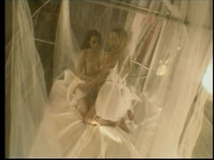 18, Pariskunta, Nainen, Lesbo, Itsetyydytys, Teini, Tissit, Vuosikerta