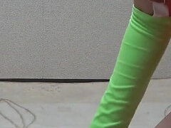 Ca minou, Fétiche, Fétiche des pieds, Japonaise, Seins naturels, Jupe, Chaussettes, String