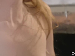 Stor kukk, Brunette, Bakfra, Fingring, Runke, Slikking, Naturlige bryster, Kontor