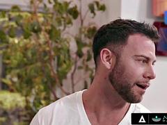 Μεγάλος πούτσος, Μεγάλα βυζιά, Πίπα, Χασκογελώντας, Μασάζ, Λάδι, Πραγματικότητα, Δασκάλα