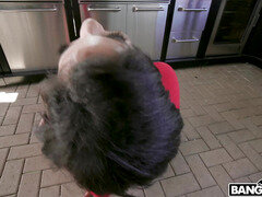 Popó, Hatalmas hátsó, Gesztenyebarna, Konyha, Szabadban, Gyengéd kefélés, Egyedül