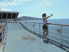 Anál, Velký zadek, Velké péro, Brunetka, Stříkání spermatu, Dávení penisem, Na obličej, Milf žcbp