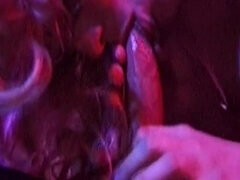 Tetas grandes, Rubia, Corridas, Penetracion con dedos, Sexo duro, Trio