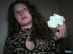 Casting fuck for money with a gorgeous brown-haired Bunny Baby