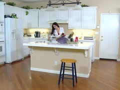 Amatéri, Brunetka, Kuchyne, Nohavičky, Vyholené, Sólo