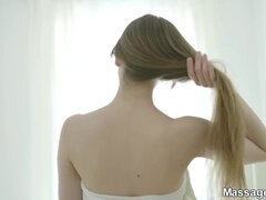 Семяизвержение, Европейки, Сперма на лице, Натуральные сиськи, Наездница, Бритые, Стриптизерша, Молоденькие