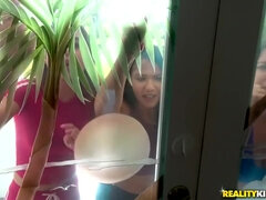 Duże cycki, Blondynka, Brunetka, Kutas, Hd, Latynoska, Pirsing, Punkt widzenia