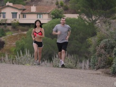 Ázsiai, Tekintélyes didik, Gesztenyebarna, Erotikus, Szőrös, Filigrán alkatú, Nuni, Tini