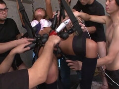 Asiater, Bdsm, Fangenskap, Dildoen, Fingring, Japaner, Skolejente, Tenåring