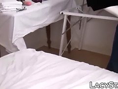 Velika rit, Velik kurac, Evinja, Babica, Samozadovoljevanje, Zrela, Milf, Trojček