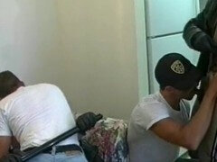 Velké péro, Kuřba, Macaté, Táta, Gay, Policie