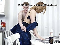 Stor kuk, Blondin, Avsugning, Doggystyle, Kök, Mogen, Milf, Stockings