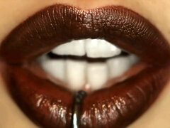 Grosse bite, Gros seins, Brunette brune, Femme couguar, Hard, Fille latino, Nénés, Épouse