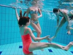 Bionda, Lesbica, Nudo, Piscina   biliardo, Russa, Ragazza, Terzetto, Sott'acqua