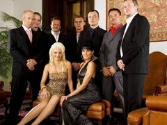 Bundão, Peitos grandes, Boquete, Bucaque, Transar de quatro, Grupo, Mãe gostosa, Tetas