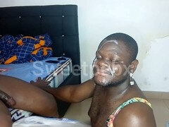 Μεγάλος πούτσος, Μαύρος, Πίπα, Χύσιμο, Στο πρόσωπο, Ομοφυλόφιλος