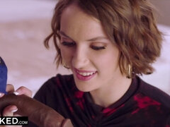 Stor rumpe, Kukk suging, Brunette, Dype svelg, Pikk, Bakfra, Raseblandet, Ridning