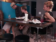 Kötözés – fegyelmezés, Kötözés, Csoportos kefélés, Csoport, Kőkemény, Megalázás, Nyilvános, Kukkoló