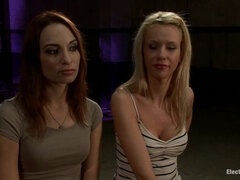 Bondage disciplin sadomasochisme, Dildo, Ansigt sidde, Kvinde dominans, Behåret, Lesbisk, Smerte, Straf