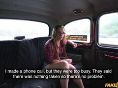 Blondýna, Kuřba, Auto, Brýle, Venku, Vyholené, Teenka, Kozičky