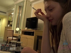 69, Amatéri, Kuřba, Brunetka, Šaty, Priateľka, Fajčenie, Striekať