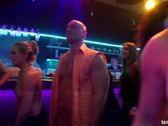 오랄섹스, 옷입고하기, 그룹, 하드코어, 다른 인종간의, 파티, 쓰리섬, 젖은