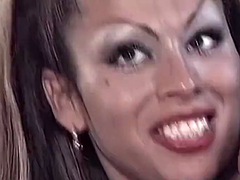 Anal, Pik sutte, Par, Hårdt, Lingerie, Onani, Shemale, Bryster