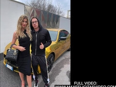 Amatőr, Ondó fröcskölés, Mélytorok, Kutya póz, Hd, Olasz, Tini, Begyek