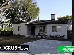 18 años, Anal, Mamada, Penetracion con dedos, Monstruo, Pov, Tabú, Adolescente