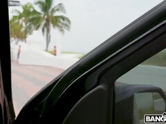 Zadek, Velké kozy, Kuřba, Honění, Milf žcbp, Na veřejnosti, Stříkání, Teenka