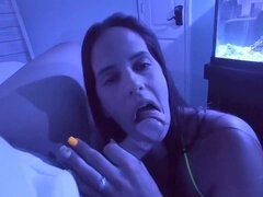 Latina, oral pleasure, sucking dick