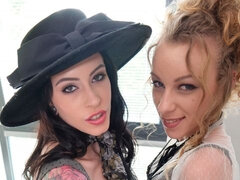 Anale, Culo, Bionda, Pompino, Hardcore, Orgia, Tatuaggi, Ragazza