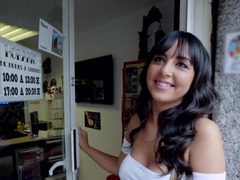 Brunette brune, Espagnole