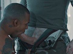 Любители, Анальный секс, Большой член, Черные, Секс без цензуры, Межрасовый секс, Мускулы, Втроем