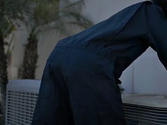 IR loving butt barebacked by BBC worker after sucking