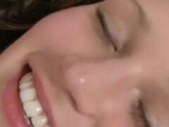 18 anni, Brunetta, Vibratore, Lesbica, Russa, Dildo indossabile, Ragazza