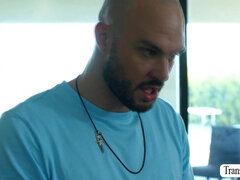 Analny, Duże cycki, Głebokie gardło, Wielorasowy, Lizanie odbytu, Shemale, Trójkąt