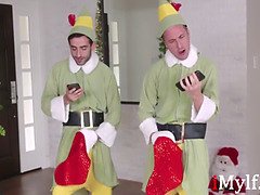 Mommy caught her sons jerking to her on christmas