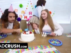 Amateur, Grosse bite, Sucer une bite, Éjaculation interne, Papa, Gorge profonde, Queue, Première fois