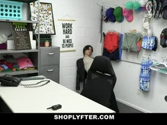 You can  t Fake yourself out of Fucking Missy!!! - Thief Tugging