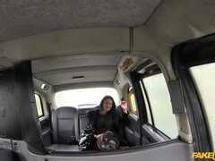 Amatør, Pik sutte, Bil, Hundestilling, Give finger, Onani, Udendørs, Pov