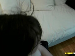 Tyttö, Suihinotto, Auto, Selkäsauna, Pienikokoinen, Ajeltu, Tatuointi, Tissit