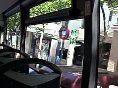 Amatéri, Striekanie semena, Priateľka